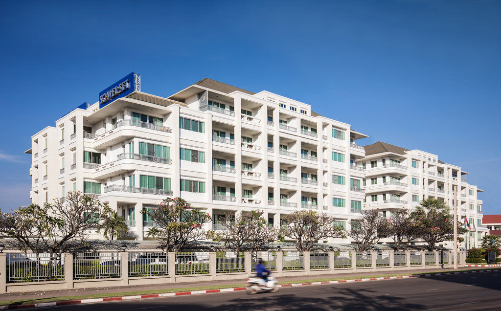 Somerset Vientiane Exterior photo